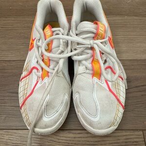 Nike GT cuts basketball shoes